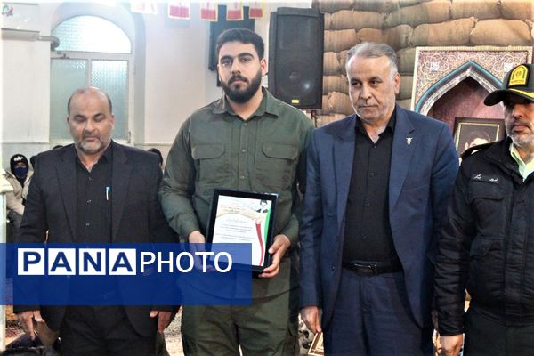 گرامیداشت یاد و خاطره ۱۵ شهید والامقام روستای مومن آباد قم