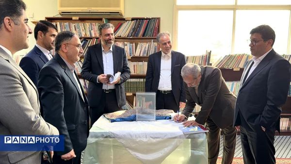 افتتاح نمایندگی خبرگزاری پانا در دوحه با حضور وزیر آموزش و پرورش