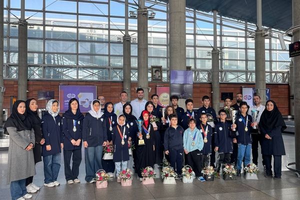 بازگشت شطرنج‌بازان نوجوان با ۱۷ مدال رنگارنگ آسیایی به تهران