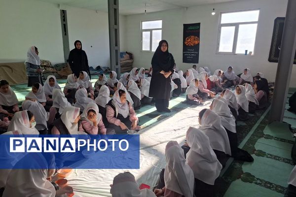 نوگلان فاطمی دبستان پروین فیروزکوه در آغوش مهربانی