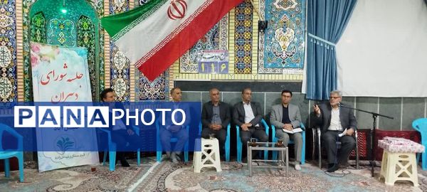  جلسه شورای دبیران دبیرستان رئیس زاده خلیل‌آباد 