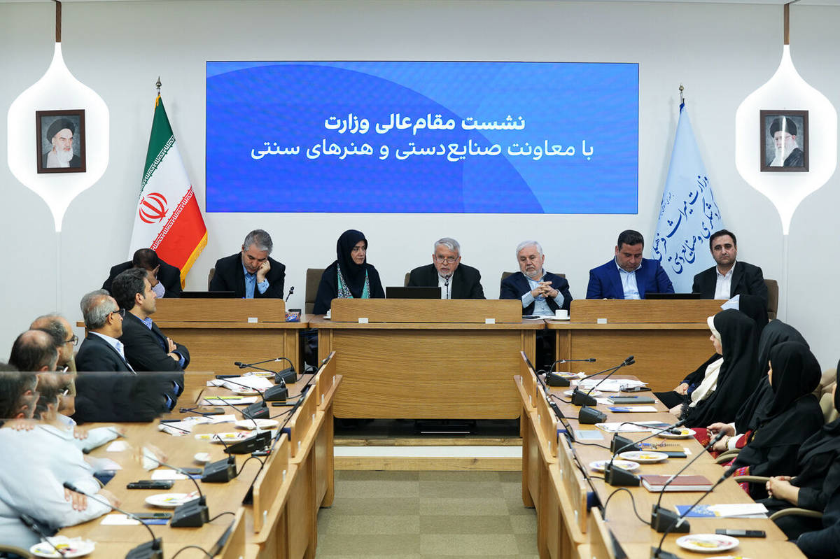 صنایعدستی ایران در مسیر تکامل و جهانیشدن قرار دارد
