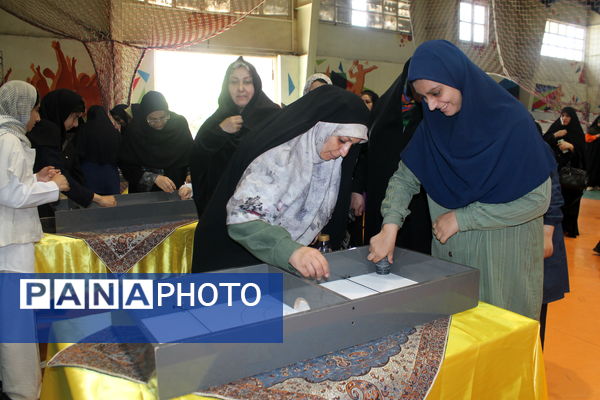 اردوی گل های مستوره، جشنواره نشاط و جشنواره ورزشی شهربانو 