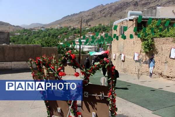 جلوه‌هایی از همدلی گروه‌های مردمی در برپایی یادواره شهدای روستای فردو