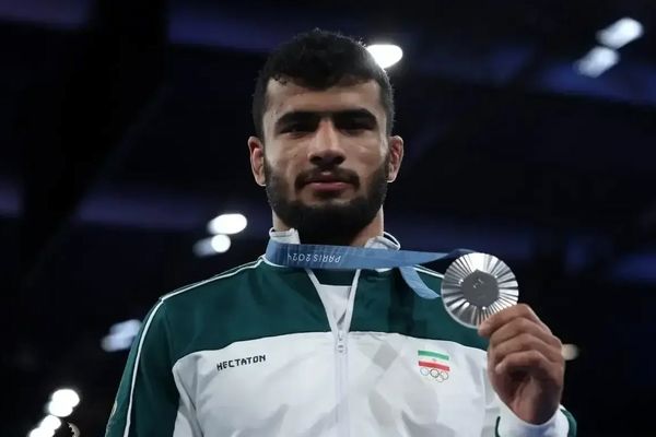دانش آموزان ورزش و تحصیل را در مسیری برنامه‌ریزی‌شده ادامه دهند؛ مدارس مملو از استعدادهای ناب کشتی