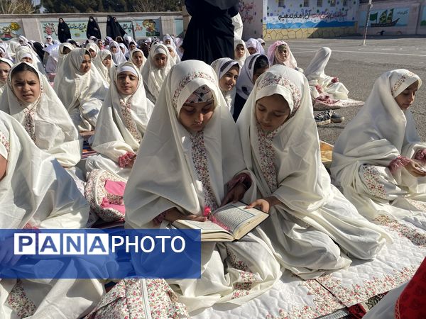 آسمان باخرز به امید رحمت؛ نماز باران با حضور دانش‌آموزان و مسئولان اقامه شد