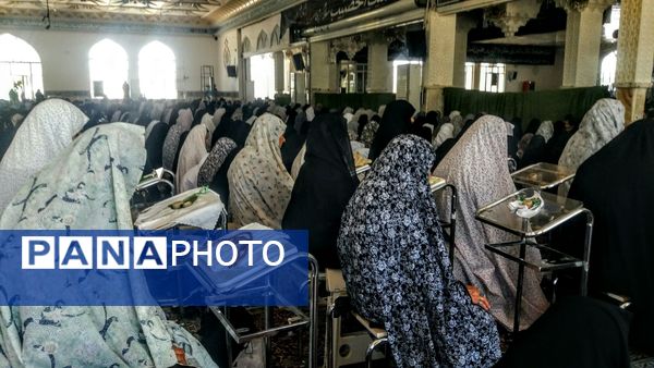 نماز جمعه در شهرستان کاشمر 