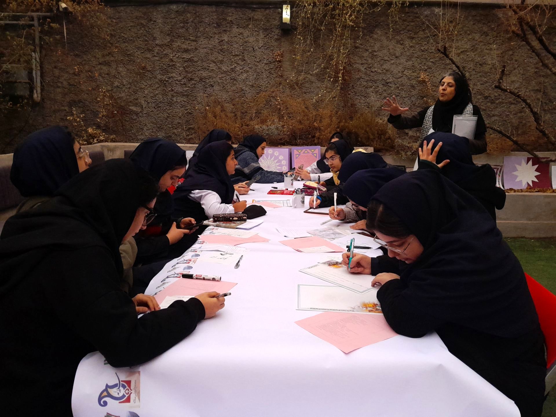 جشنواره انشاء در دبیرستان سلاله ناحیه یک کرج 