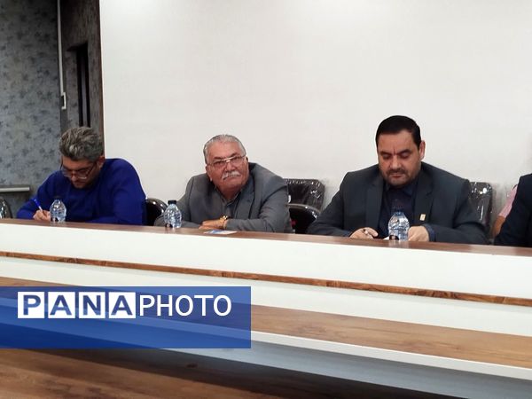نشست متصدیان کمیسیون های حل اختلاف و حمایت قضایی با سرمایه گذاری استان در کاشمر