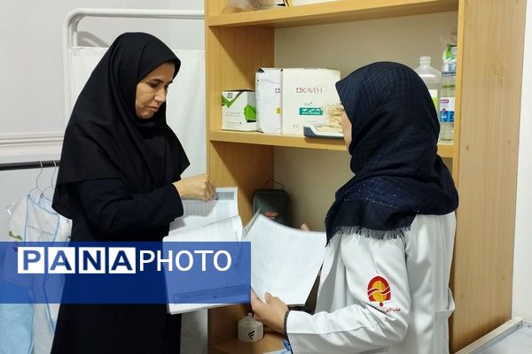 افتتاحیه سفیران سلامت در دبستان ابن‌سینا بهارستان‌دو