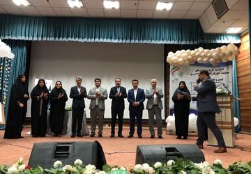 اختتامیه طرح‌ها‌ی آموزش ابتدایی در ناحیه دو شهرری