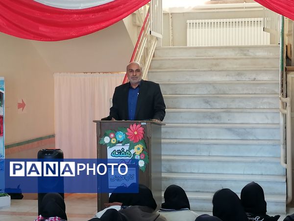 نمایشگاه کارآفرینی هنرستان عصمتیه نوخندان