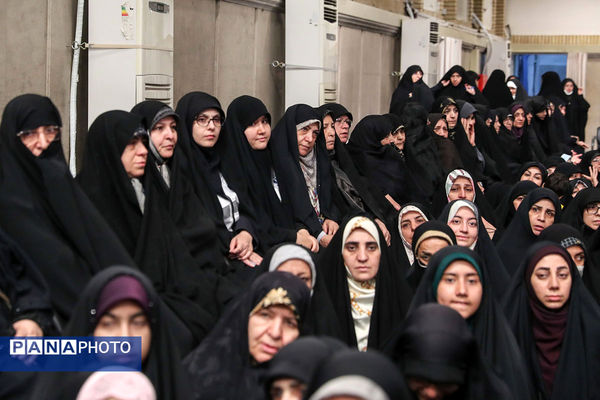 دیدار مسئولان و کارگزاران حج با رهبر انقلاب اسلامی