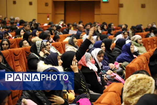 آیین گرامیداشت روز جهانی معلولان در آموزش و پرورش آذربایجان شرقی