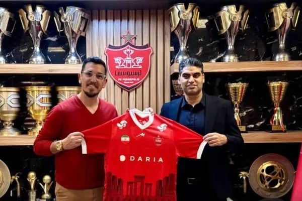 «جولیانو والیم» با پرسپولیس قرارداد بست