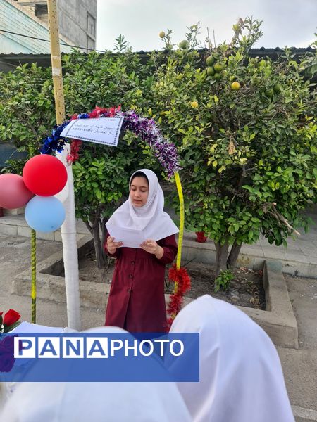 آیین افتتاحیه هفته «سفیران سلامت» در مدرسه شهید ابراهیم تنیده 