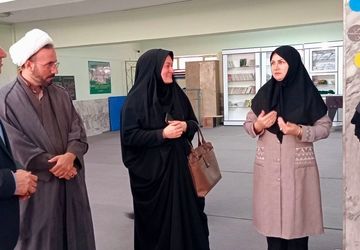 غبار روبی و مفروش نمودن نمازخانه دبیرستان ماندگار سمیه