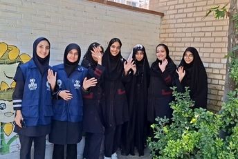 خاطرات دانش‌آموزان پایه‌ نهمی دبیرستان زینبیه ۲ در پایان امتحانات 
