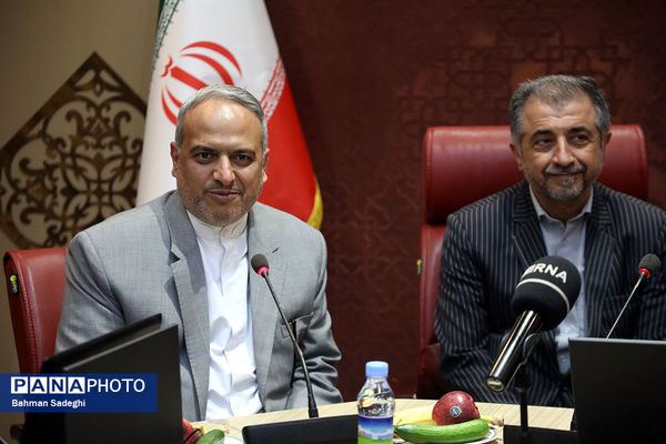 آیین تجلیل از معلمان نمونه استانی شهرستان‌های استان تهران
