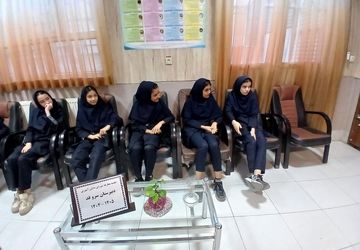 جلسه شورای دانش آموزی دبیرستان سروقد