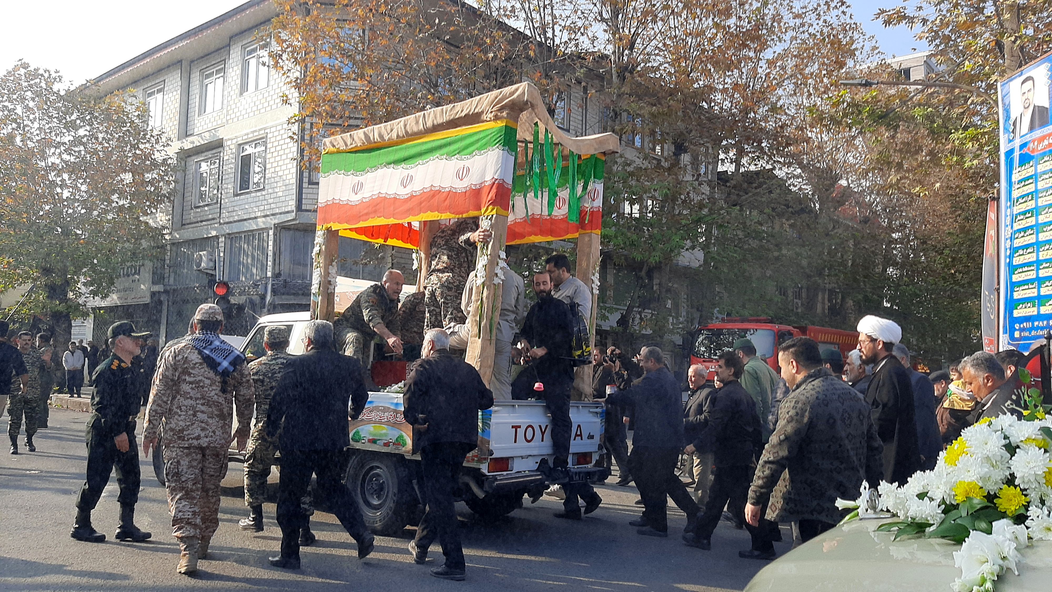 اجتماع فاطمیون و تشییع پیکر 2 شهید گمنام در تالش