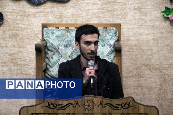 مراسم معنوی اعتکاف دانش‌آموزان پسر یزدی در فهرج