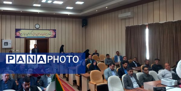 جلسه شورای آموزش و پرورش در شهرستان زاوه