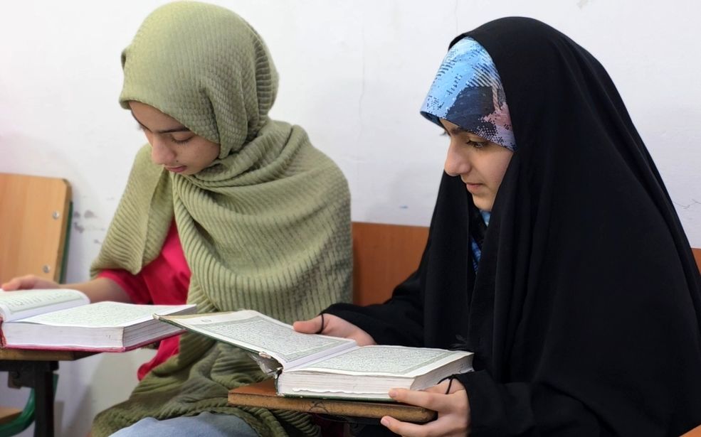 نور قرآن در دل بحران می‌تابد