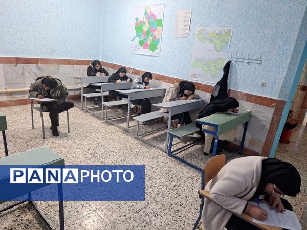 امتحانات نوبت اول در مدرسه برادران رحمانی خلیل آباد