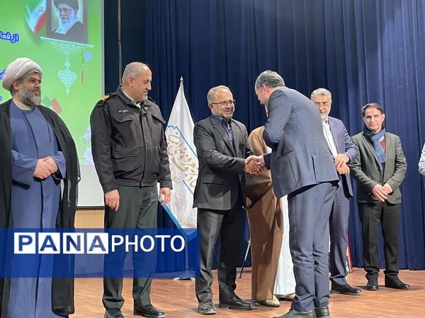 آیین رونمایی از کتاب راهبرد نگاری مازندران آینده 
