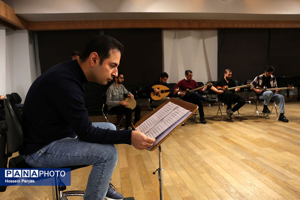 تمرین ارکستر سازهای ایرانی با عنوان «راهی بزن»