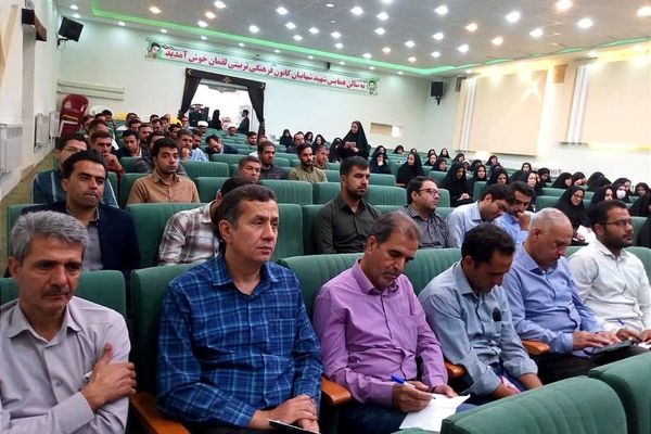 جلسه توجیهی معاونین و مربیان پرورشی مدارس کاشمر