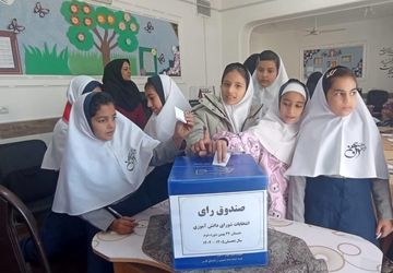 از پوسترهای تبلیغاتی تا قدم گذاشتن به دنیای مسئولیت