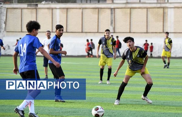 آیین افتتاح 2 پروژه ورزشی با حضور وزیر ورزش و جوانان در شهرستان فردیس