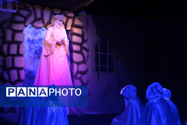 تئاتری با بوی فاطمیه در یزد