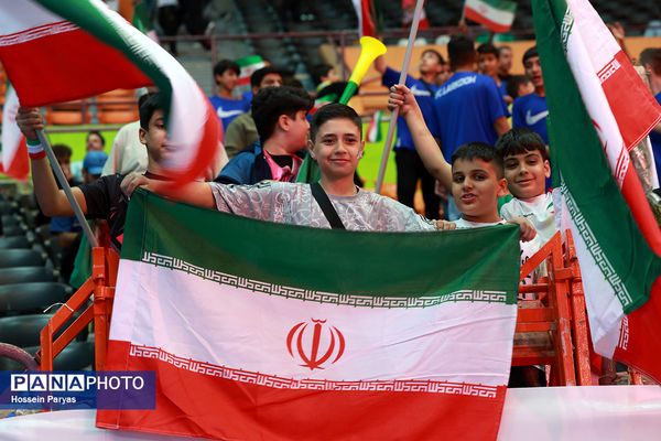 جشن قهرمانی تیم‌های ملی کشتی آزاد و فرنگی ایران