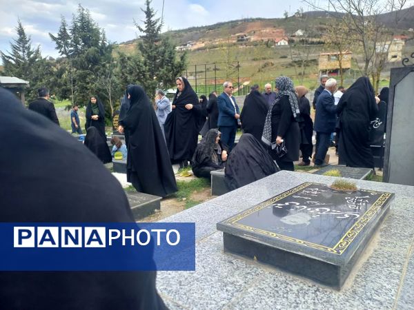 سنت حضور در آرامگاه اموات در روز عید فطر در کیاسر 