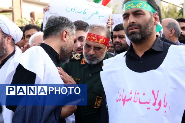 اعلام انزجار مردم قم از یاوه گویی‌های استکبار جهانی با راهپیمایی «عهد خون»