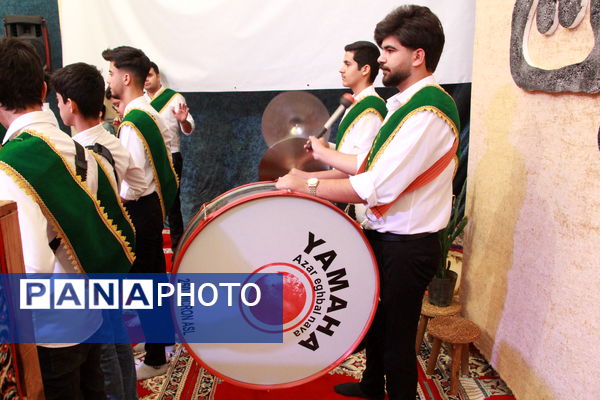 حضور خادمان رضوی در اعتکاف دانش‌آموزی فهرج