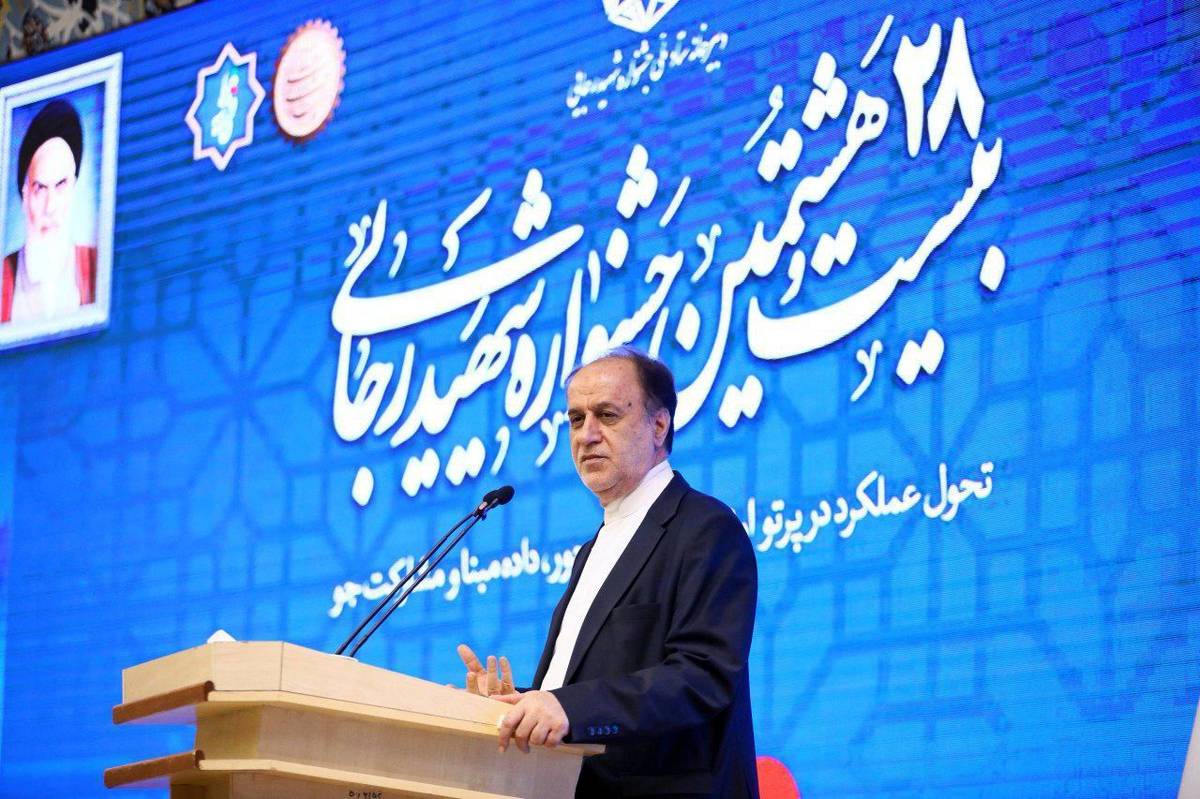 رسانهها باید بازتابدهنده دستاوردها و کاستیها باشند
