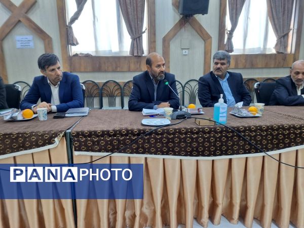 برگزاری جلسه شورای اداری آموزش و پرورش ترشیز بزرگ در شهرستان خلیل‌آباد