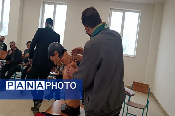 دوره تخصصی توانمندسازی مربیان تشکیلاتی سازمان دانش‌آموزی استان اردبیل