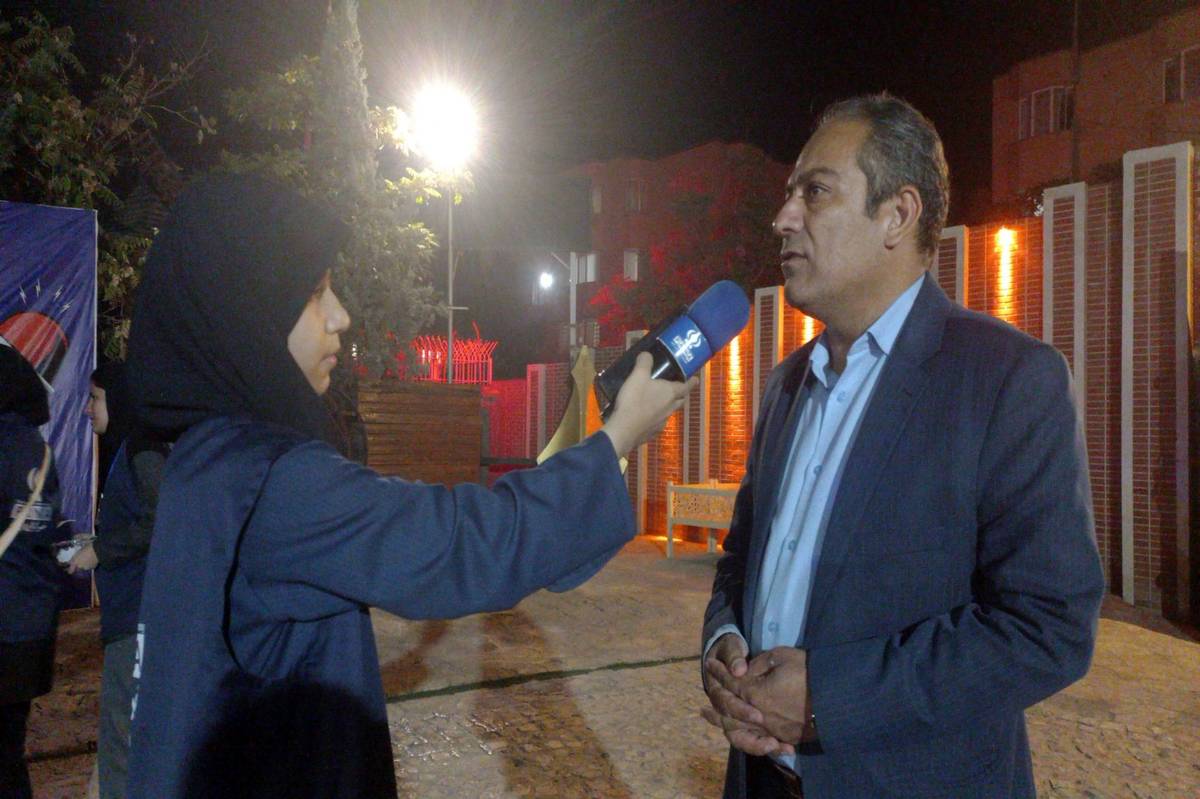خبرنگار خوب باید مسلط به اطلاعت روز باشد