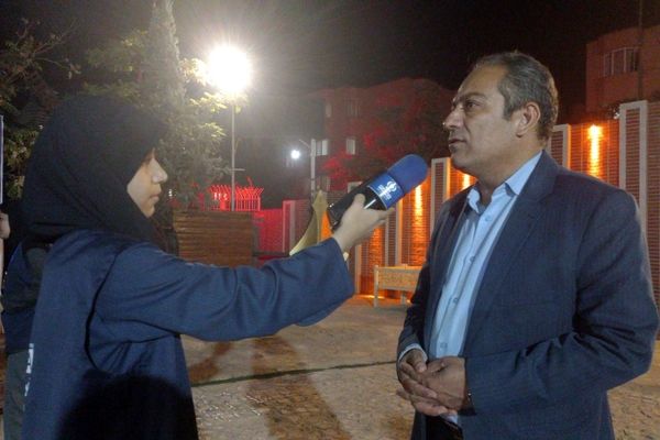 خبرنگار خوب باید مسلط به اطلاعات روز باشد 