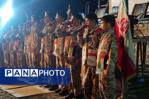شبی با شاهدان؛ دورهمی پیشکسوتان و رزمندگان دفاع مقدس در قدمگاه شهدا پیشوا