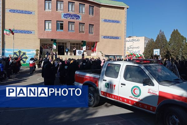  مانور زلزله در مدرسه فرزانگان ورامین