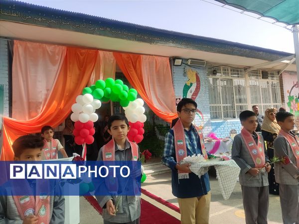 جشن شکوفه ها در دبستان فضیلت