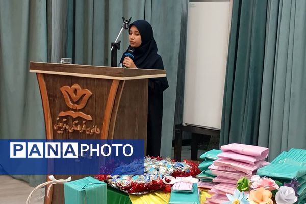 جشن میلاد حضرت زهرا(س) و روز مادر دبیرستان ریحانه النبی باقرشهر 