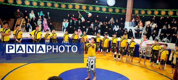 تشییع پیکر شهید گمنام در نیشابور