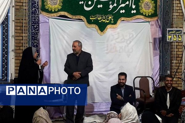 دیدار مسئولان با دانش‌آموزان معتکف ناحیه یک شهرری